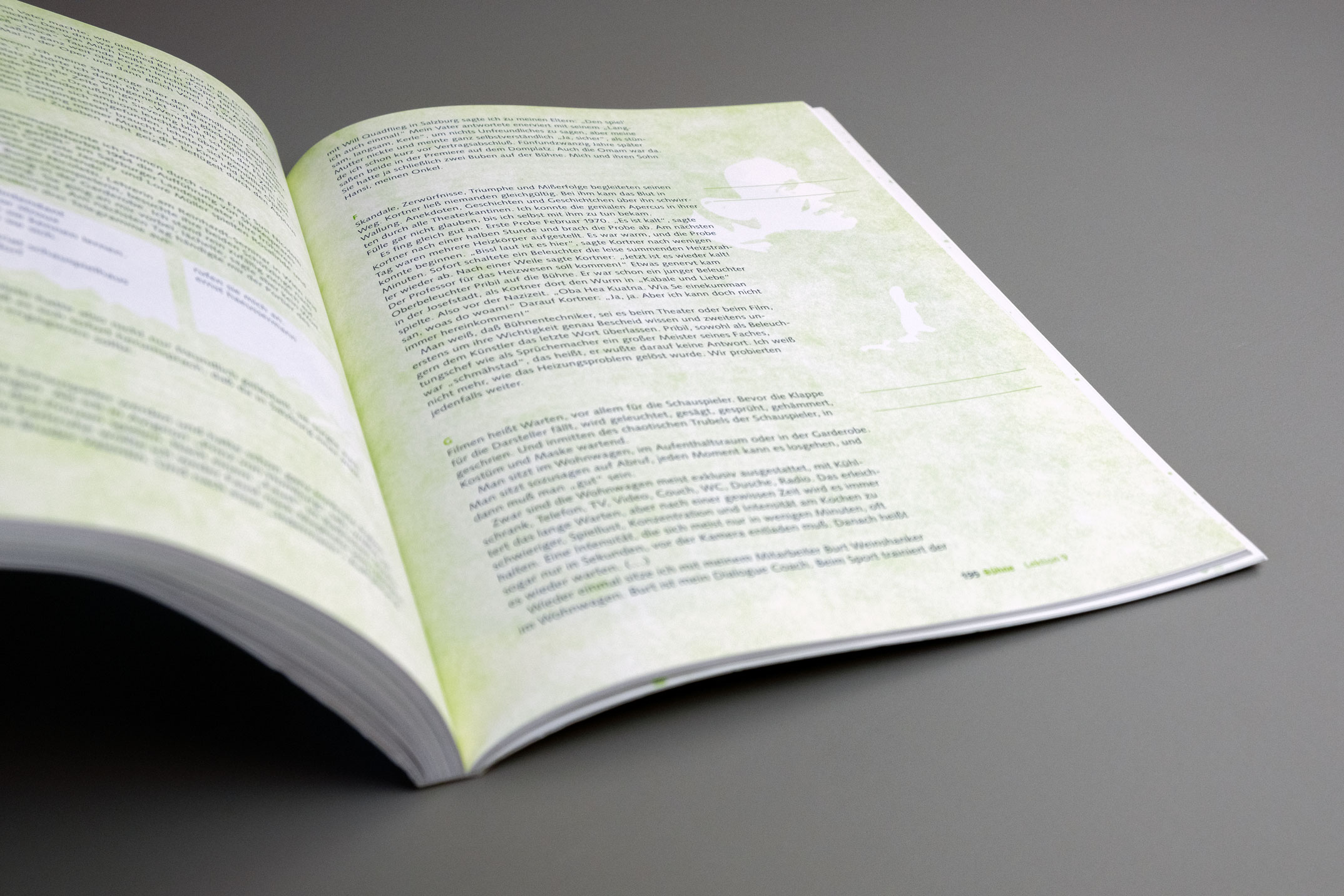 Didaktische Buchgestaltung, Doppelseite mit Lesetext und Illustration, Lehrwerk Zwischen den Pausen, Verlag für Deutsch München