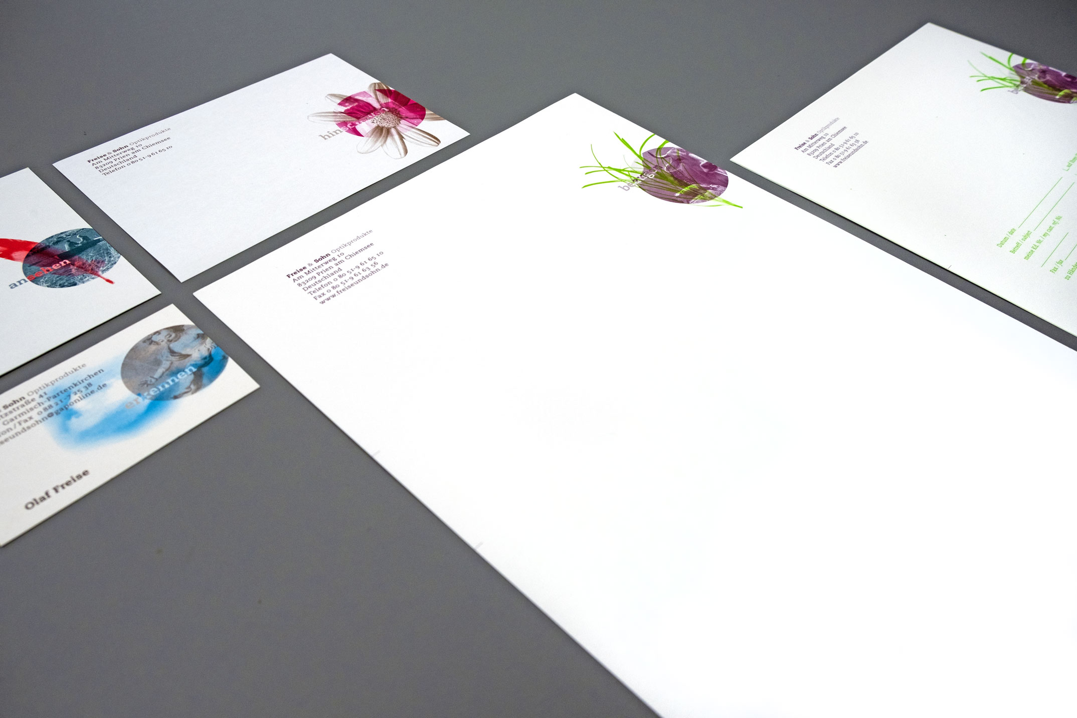 Briefausstattung mit Briefpapier, Visitenkarte, Kurzmitteilung, Briefumschlag und Paketaufkleber – Corporate Design Freise & Sohn Optikprodukte